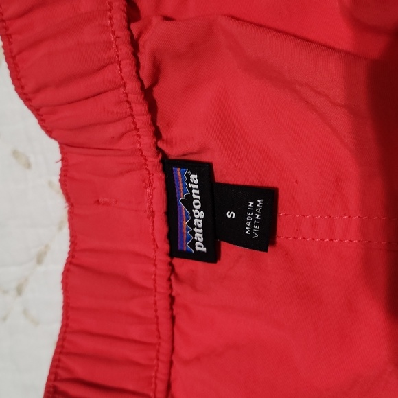 Patagonia Shorts - Picture 3 of 9